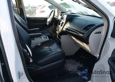 2014 Chrysler Town & Country Touring from USA, damaged, VIN 2C4RC1BG7ER398836